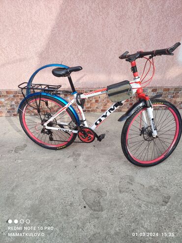 колесо на велосипед: Срочно срочно Продаю скоростной велосипед Рама алюмин колëсо размер26