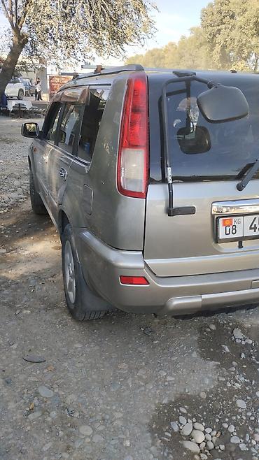 green line: Nissan X-Trail: 2004 г., Автомат, Кроссовер — 5