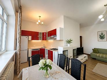 бабек: 2 комнаты, 83 м², Цум Элитка, 9 этаж, Евроремонт — 1