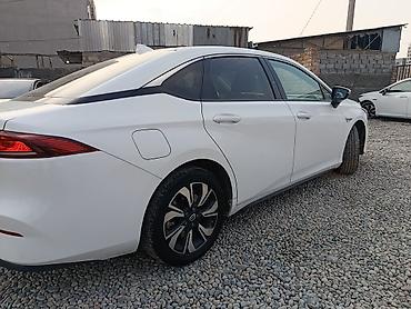 GAC: Просторный 5-местный кроссовер с современным салоном и панорамной — 6