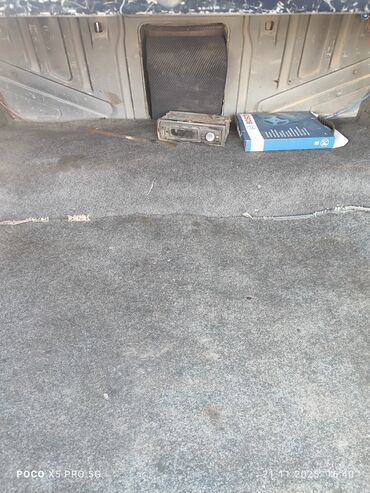 Audi: Audi 100: 1992 г., 0.2 л, Механика, Бензин, Седан — 19