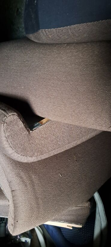 Ugaone garniture: Ugaona garnitura – tamno siva, tapacirana tkaninom, sa naslonima i — 6