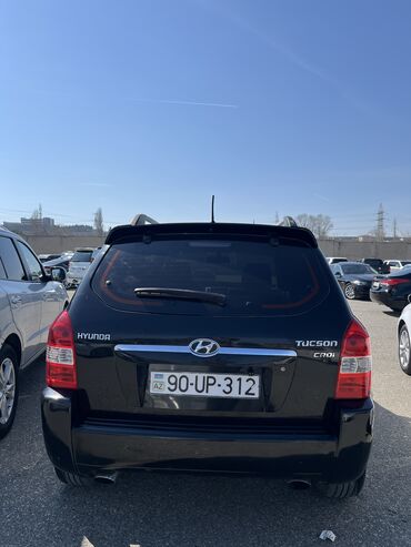 Hyundai: Hyundai Tucson: 2 l | 2005 il Ofrouder/SUV — 8