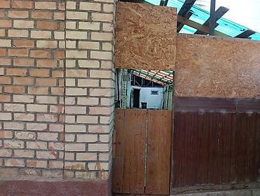 теплый гараж бишкек: Срочно продаётся кирпичный дом с бизнесом квартиранты . дом большой — 3