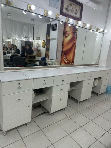 klass mebel salonu: Salon temire baglandigi ucun butun mebelleri satilir. Bir dest 40