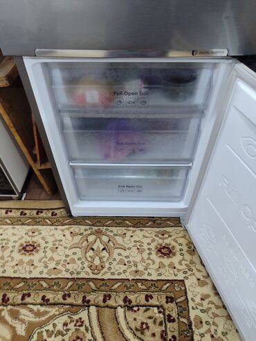 холодильник кухня: Муздаткыч Samsung, Колдонулган, Эки камералуу