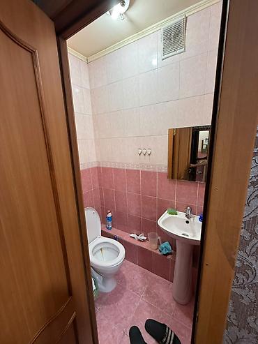 1517: 3 комнаты, 65 м², Восток-5 мкр 106 серия, 3 этаж — 8