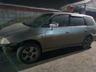 знак аварийной остановки: Honda Odyssey: 2002 г., 2.3 л, Автомат, Газ, Минивэн