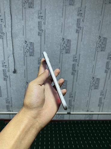 продаю детские телефоны бишкек: 📱 iPhone 11 — 128 GB ✨ Абалы: таза, тыкан 🎨 Түсү: Ак 🔋 Батарея: 85% — — 2