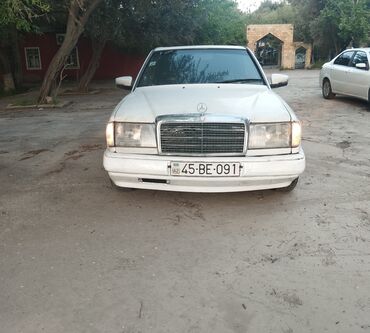 200 mercedes dizel: Mercedes-Benz E 200: 2 l | 1988 il Sedan
