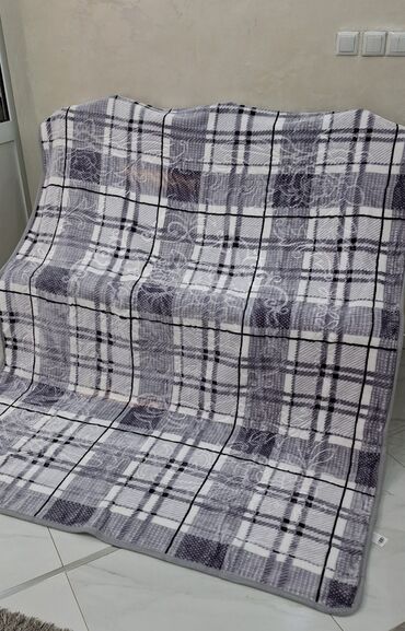 Ćebad i pokrivači: Ćebe 220x160 — 4