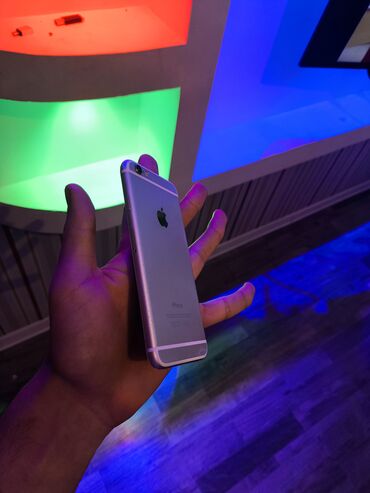 Apple iPhone: IPhone 6, Gümüşü, Qırıq — 13