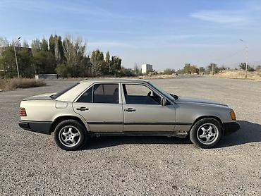 sg 5: Mercedes-Benz W124: 1989 г., 2.3 л, Механика, Бензин, Седан — 1