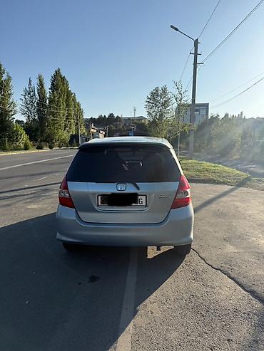 домкрат для кузова: Honda Jazz: 2005 г., 1.3 л, Механика, Бензин, Хэтчбэк — 2