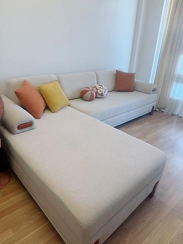 Künc divan 1100₼. 10 gündü alınıb eve böyük olduğu üçün satılır. ölçü
