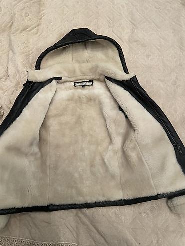 Kurtkalar: Dəri kurtka, Burberry — 2