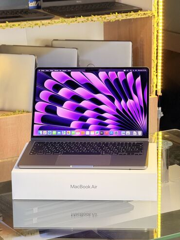 notebook satılır: Yeni Apple MacBook, 13.3 ", Apple M3, 256 GB, Ünvandan götürmə, Rayonlara çatdırılma