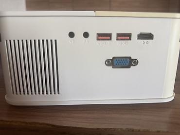 Proyektorlar: GXX portativ proyektor - Girişlər: HDMI, VGA, 2×USB (USB-1 və USB) — 3