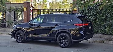 купить гибрид: Toyota Highlander: 2021 г., Гибрид, Кроссовер — 7