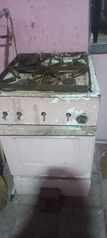 Qaz plitəsi – 4 ocaqlı, sobalı model - Yanacaq tipi: təbii qaz - Üst