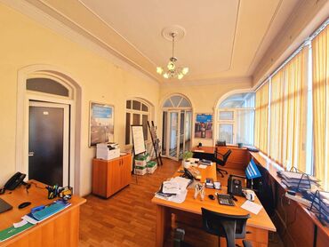 Anbar və emalatxanalar: Səbail rayonu, Badamdar şossesində, 1-ci massivdə əsas yolun üstündə — 14