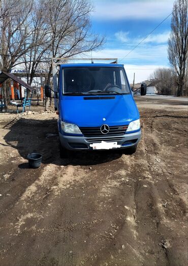 беловодск авто: Жеңил жүк ташуучу унаа, Mercedes-Benz, Дубль, 3 т, Колдонулган