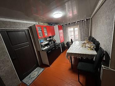 Продажа полдома: Продаю Дом Адрес: Сокулуксий район село Чат-Кель В общим иметься 16 — 16