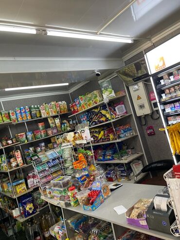 Магазины: Продаю Магазин 89 м², Утеплен, 1 этаж — 17