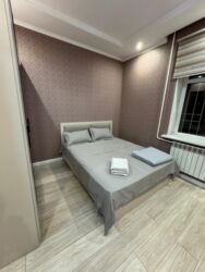 Посуточная аренда домов: 300 м², 5 комнат, Евроремонт, Забор, огорожен at lalafo.kg — 8 Посуточная аренда домов: 300 м², 5 комнат, Евроремонт, Забор, огорожен — 8