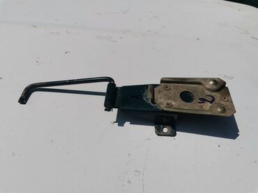 Auto delovi: Drzac prednje haube sa drzacem boce brisaca Lada 21213,21214 Niva — 5