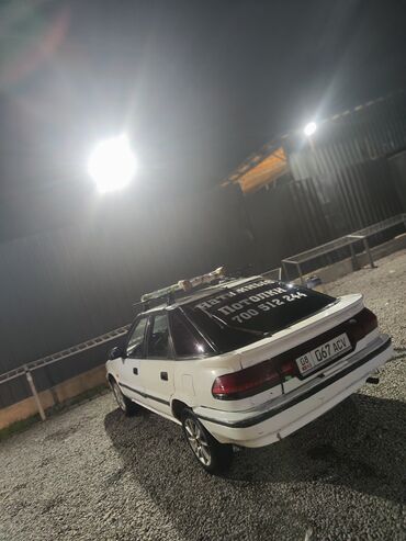 Toyota: Toyota Corolla: 1990 г., 1.3 л, Механика, Бензин, Хэтчбэк