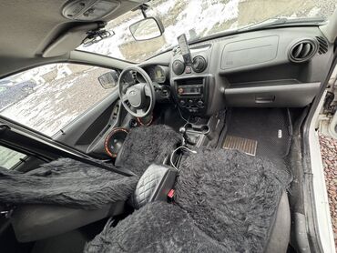 ВАЗ (ЛАДА): ВАЗ (ЛАДА) Granta: 2012 г., 1.6 л, Механика, Седан — 5