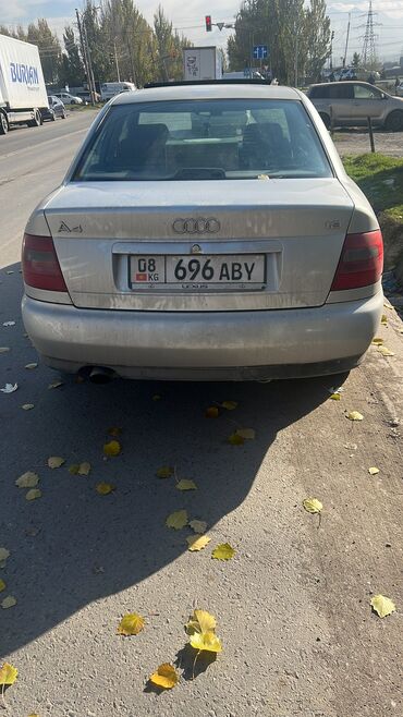 сидение на ауди: Audi A4: 1998 г., 1.8 л, Механика, Бензин, Седан