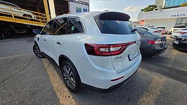 1 18: Кроссовер Samsung (Renault) QM6 / Koleos, белый цвет кузова. Основные — 9