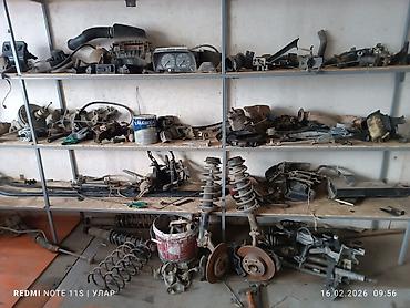 Двигатели, моторы и ГБЦ: Матор каропка 1,8. Матор каропка кардан редуктор Ауди 100, 2,2 — 2