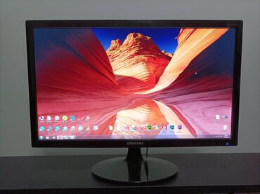 Monitori: Na prodaju Samsung S22D300HY monitor 21.5" / 54 cm, u odličnom stanju