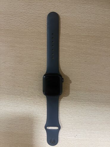 Личные вещи: Часы Appel watch SE 2 ремешка в подарок коробказарядка все есть