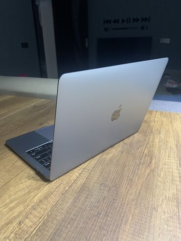 macbook pro fiyat in Azərbaycan | APPLE: Apple Macbook Pro 2018 İdeal vəziyyətdədir, heç bir problemi yoxdur