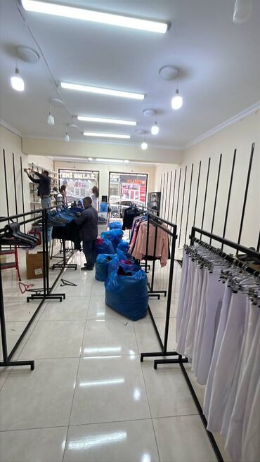 Digər mebel: Paltar magazasi üçün paltar asmaga stoyka ferqli cür stoykalar