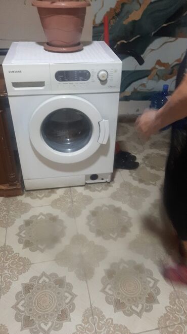 Paltaryuyan maşınlar: Paltaryuyan maşın Samsung, 5 kq, Avtomat, Qurutmasız