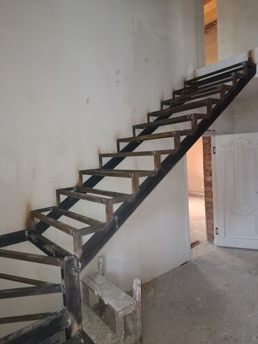 Сварка: Сварочные работы каркасы лестниц, домов, магазинов, сто, детейлинга — 7