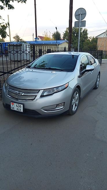 Chevrolet Volt: 2014 г., 1.5 л, Гибрид, Хэтчбэк