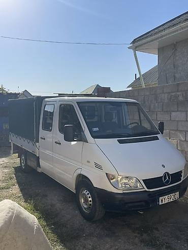 mersedes e220: Грузовик, Mercedes-Benz, Дубль, Б/у — 1