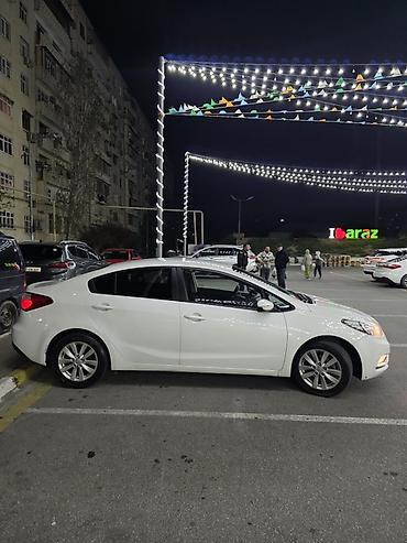 kia serato: Kia Cerato: 1.6 l | 2014 il Sedan — 4