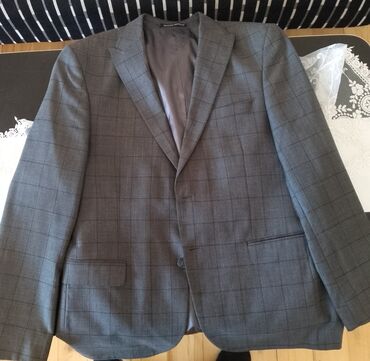 qaqa geyimi: Kişi Dəsti – Pencək Və Jilet Ölçü-(52) Dir. - Rəng: tünd boz -