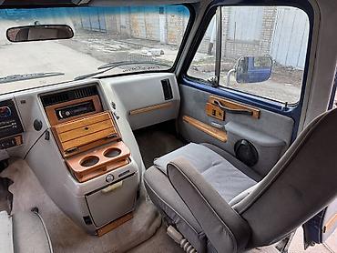 Chevrolet: Chevrolet G20 Van: 1992 г., 4.3 л, Автомат, Бензин, Минивэн — 6