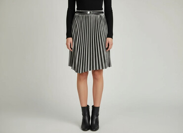 spódnice w kratę plus size: Women`s skirt, size S