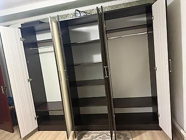 шкаф с зеркалами: Шифоньер, шкаф для одежды, Б/у, Прямой — 2