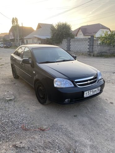 шевралет lacetti: Продаю Шевроле лачети 2011 года обьем 1.6 машина без единой коррозии