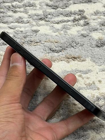 apple studio: IPhone 16, Новый, 128 ГБ, Черный, Наушники, Зарядное устройство, Защитное стекло, 93 % — 5